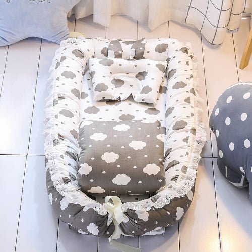 Baby Portable Bed With Quilt