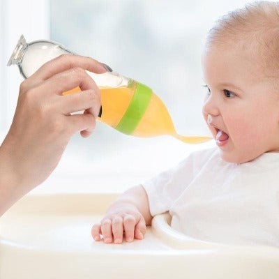 Feeding bottle with spoon | EasyBottle