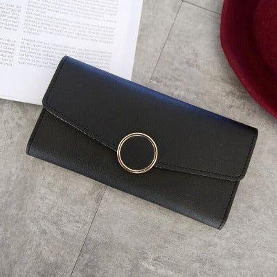 Long wallet with a zipper